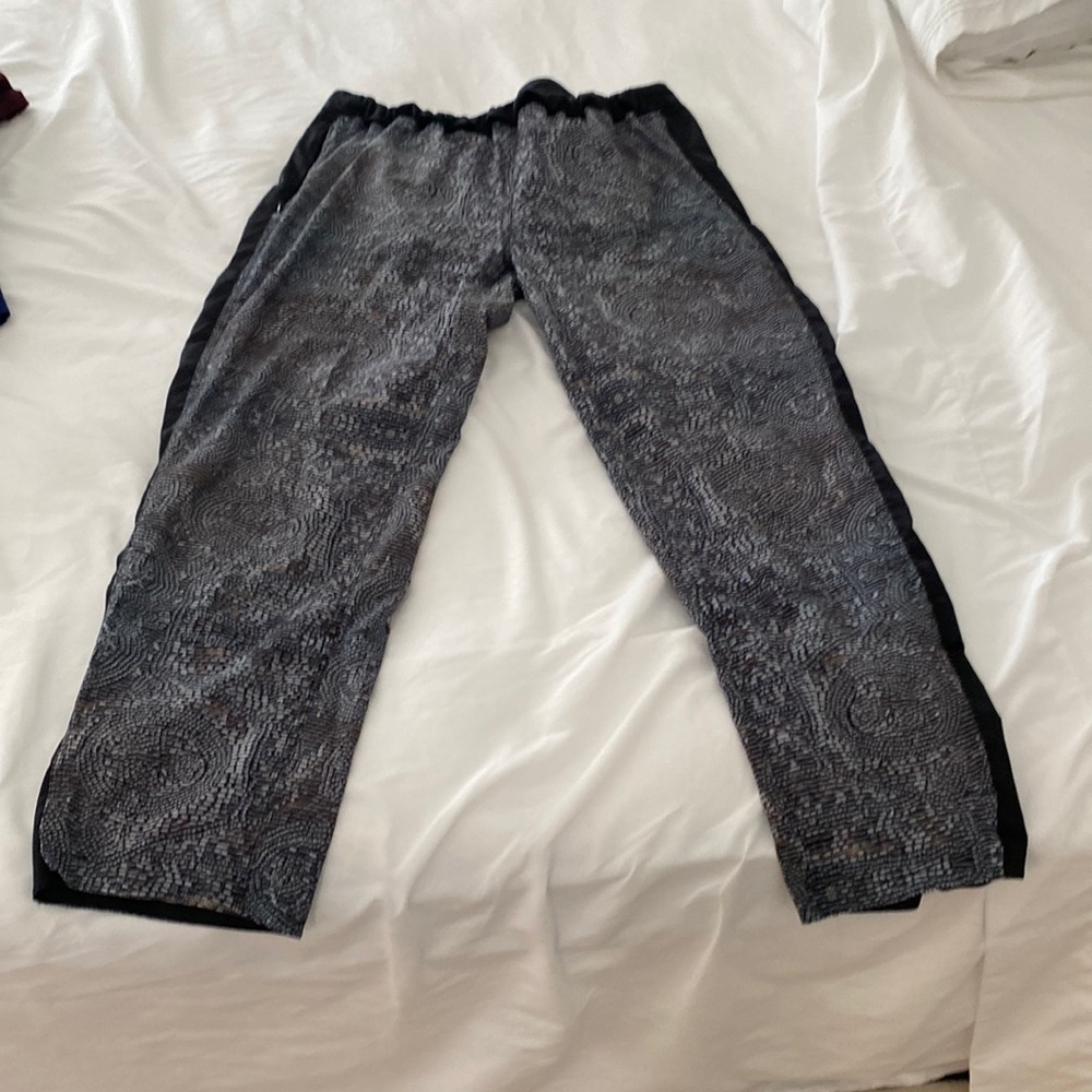 Lulu slacks size 10 blue